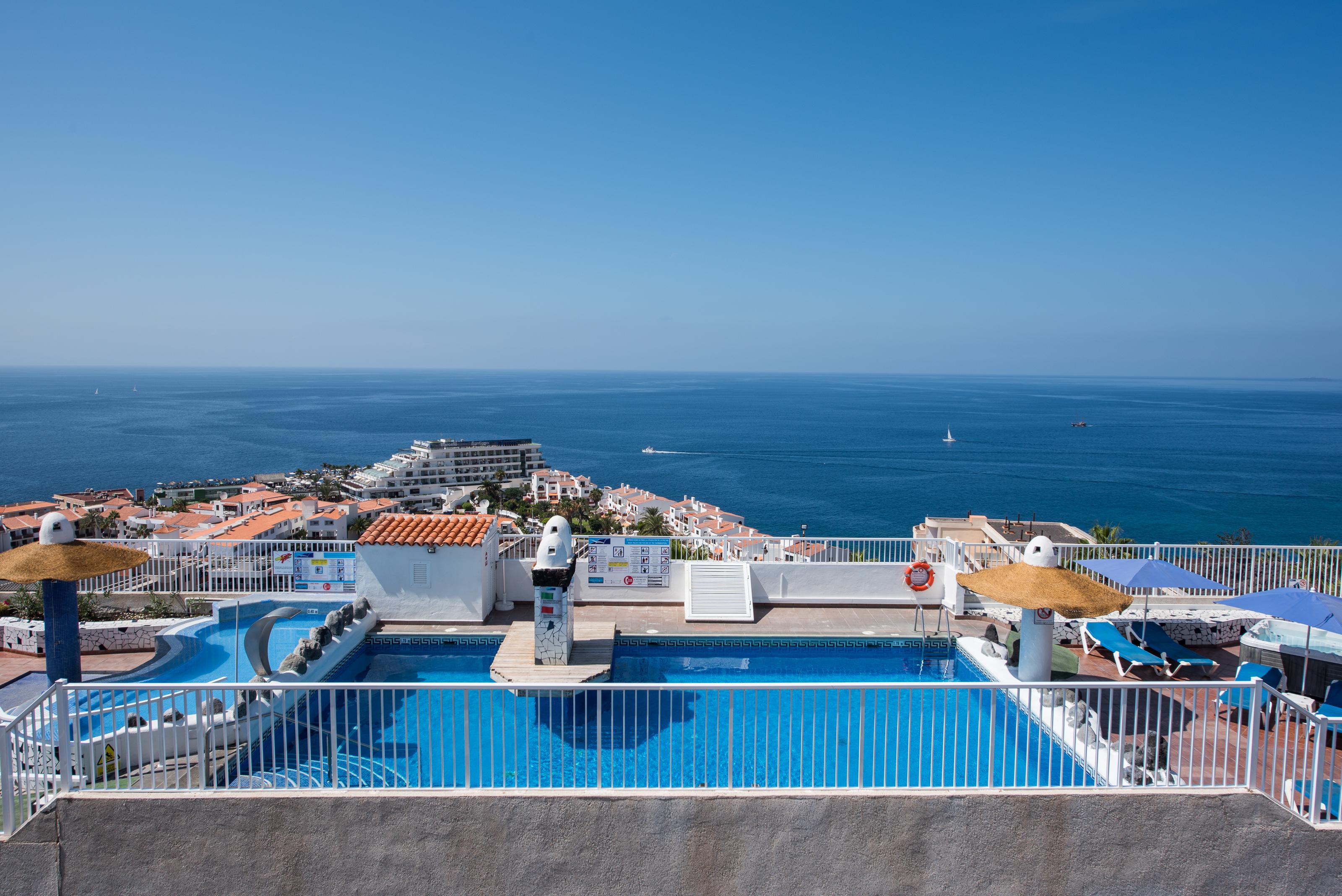 Vigilia Park Aparthotel Puerto de Santiago  Exterior photo