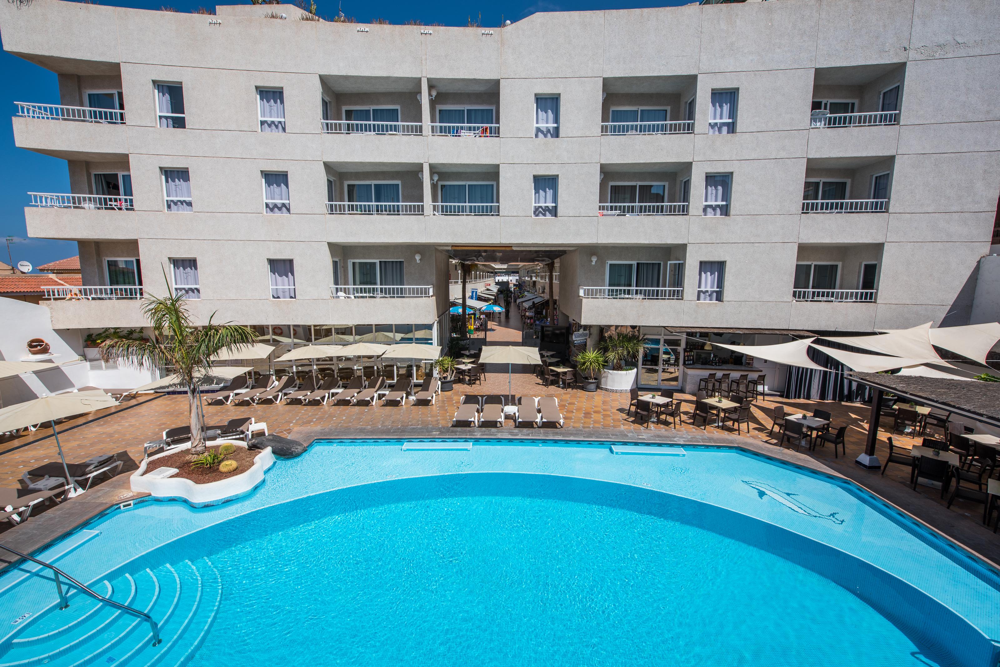Vigilia Park Aparthotel Puerto de Santiago  Exterior photo