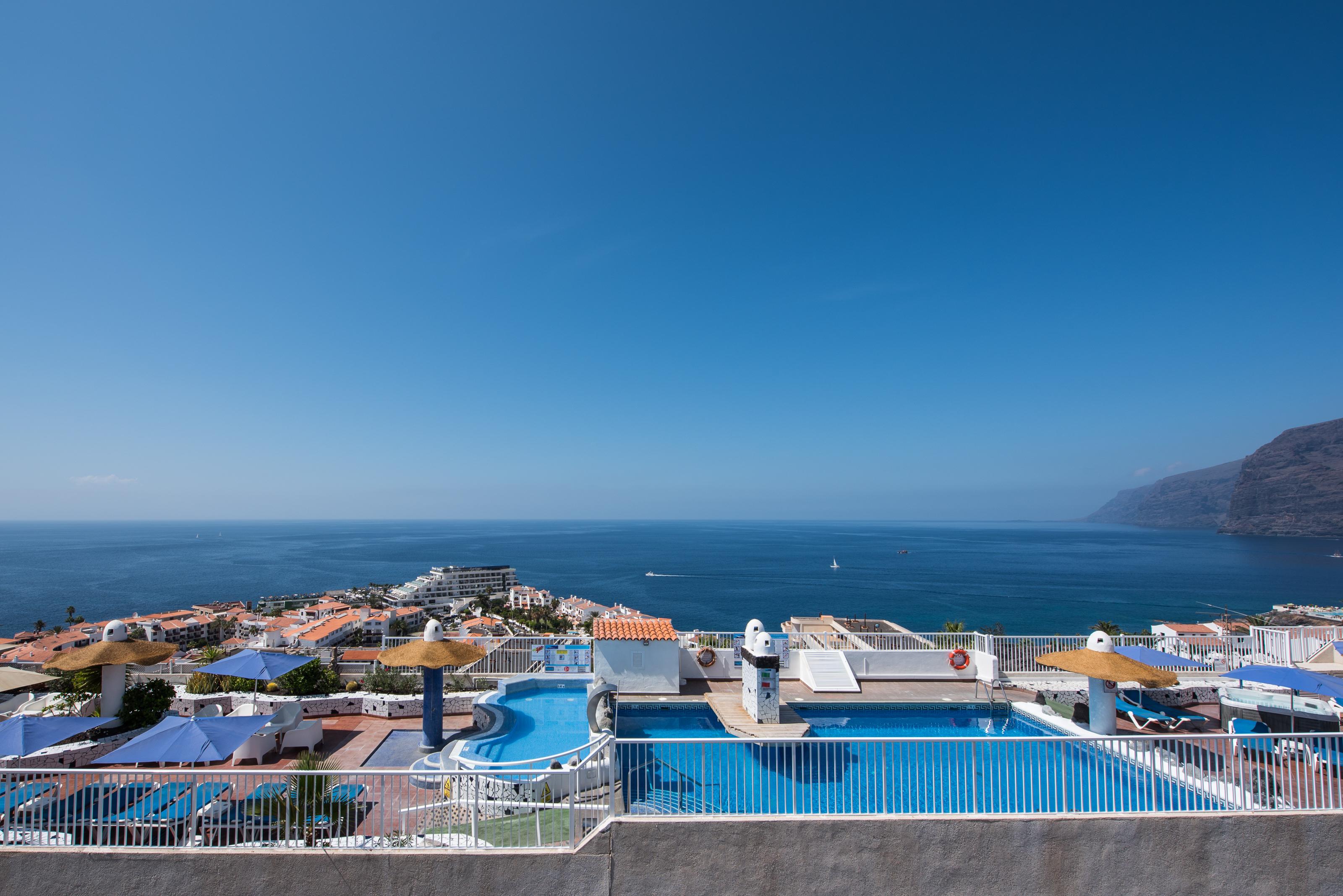 Vigilia Park Aparthotel Puerto de Santiago  Exterior photo