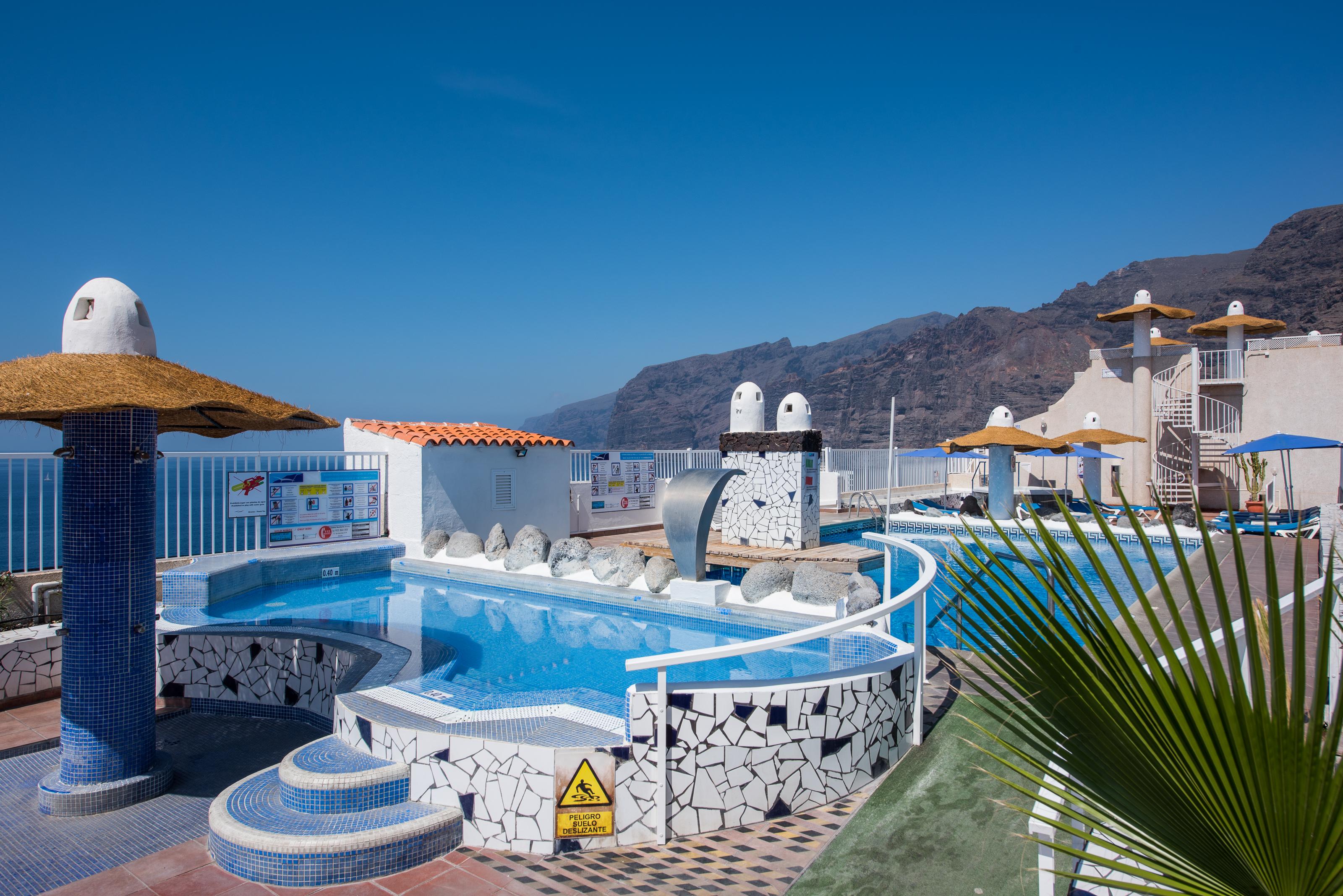 Vigilia Park Aparthotel Puerto de Santiago  Exterior photo