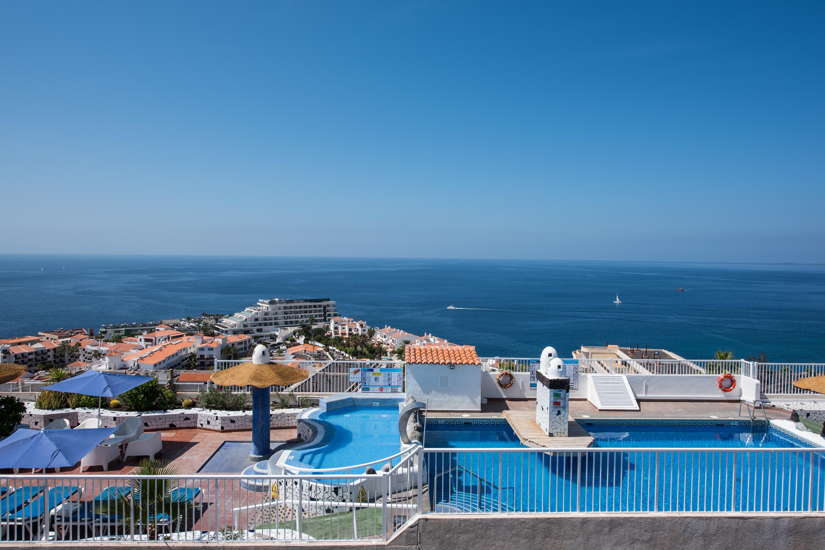 Vigilia Park Aparthotel Puerto de Santiago  Exterior photo