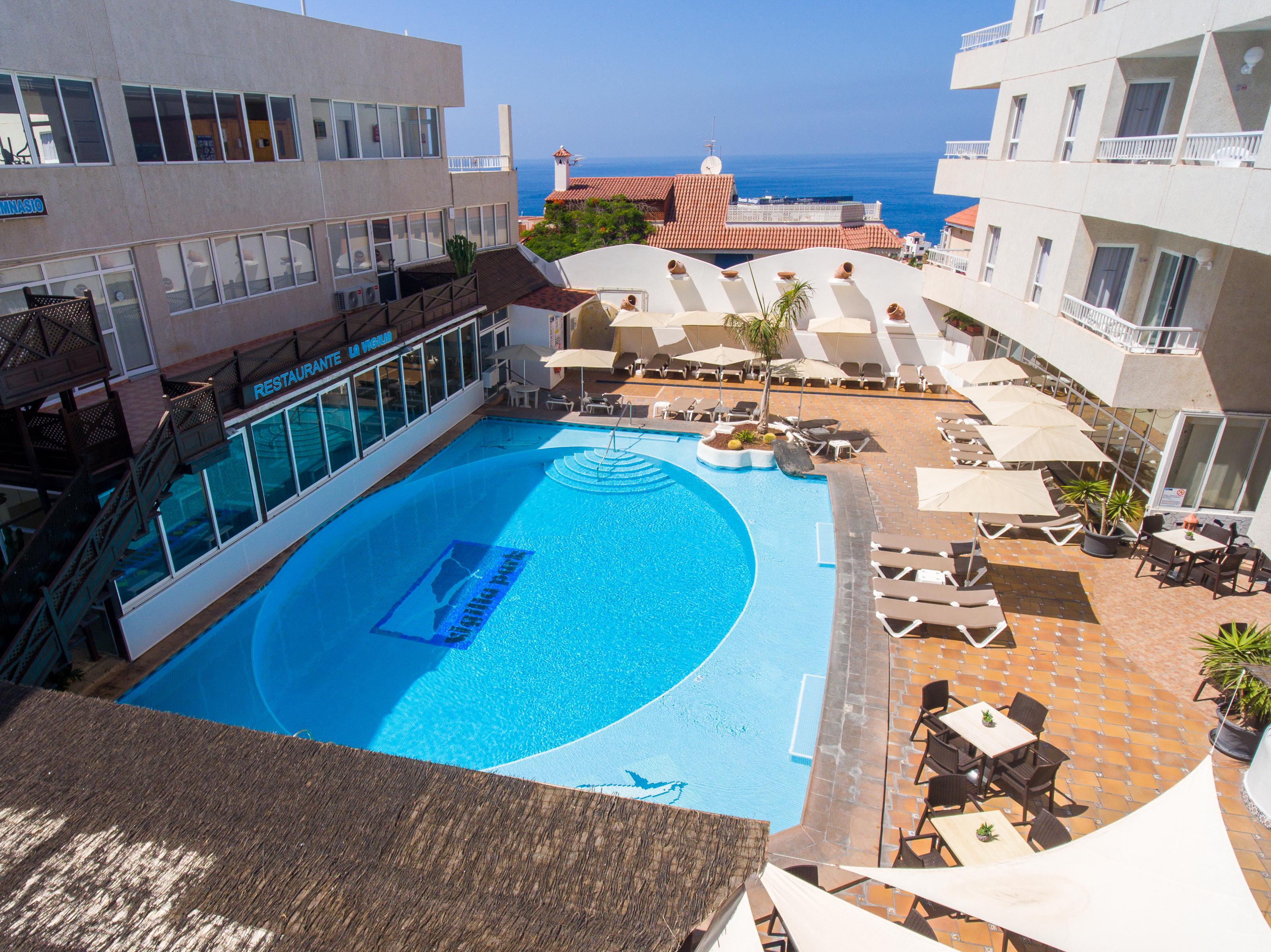 Vigilia Park Aparthotel Puerto de Santiago  Exterior photo